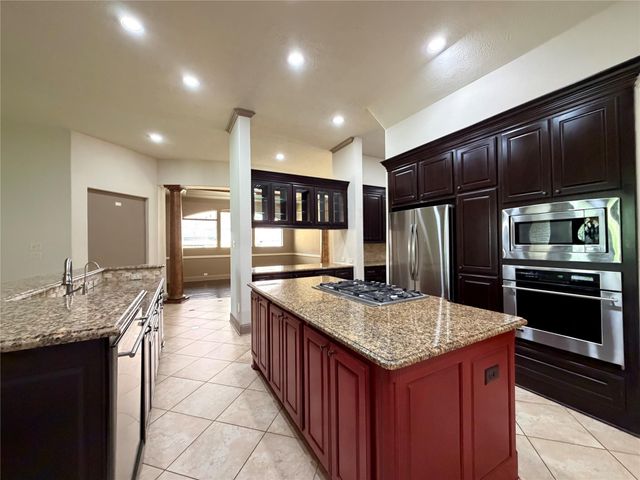 6223 Duke Trail Lane, Sugar Land, TX 77479