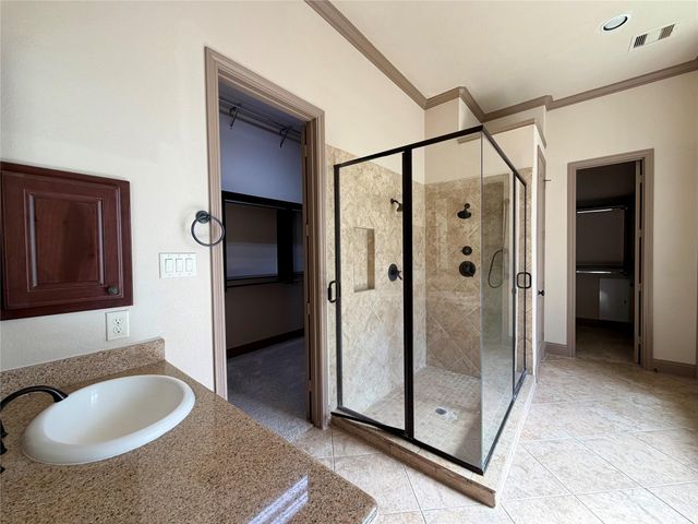 6223 Duke Trail Lane, Sugar Land, TX 77479