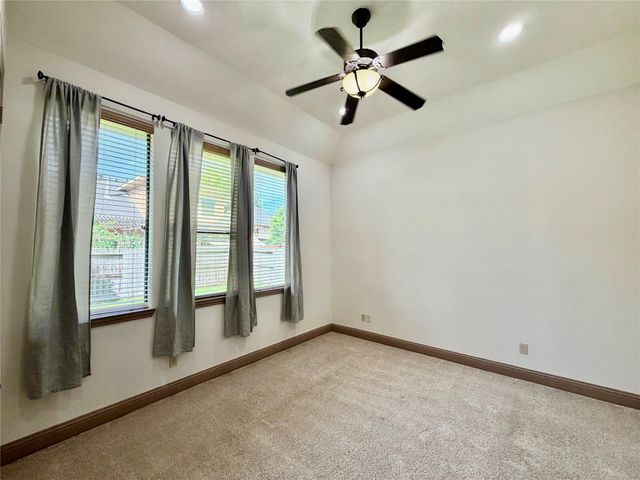 6223 Duke Trail Lane, Sugar Land, TX 77479