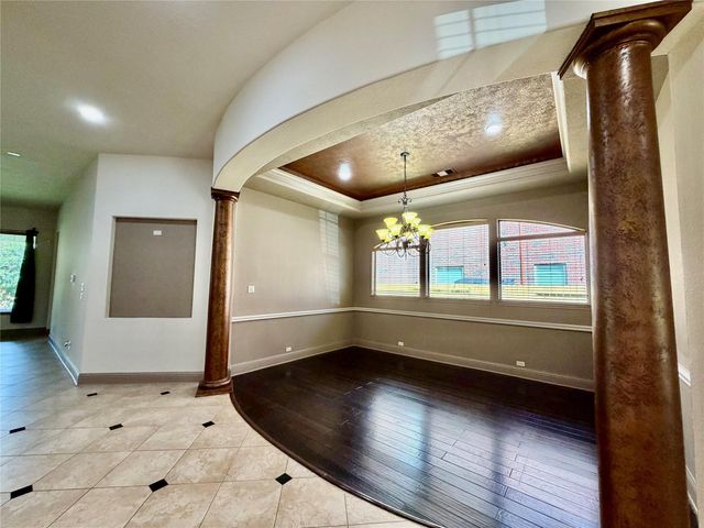 6223 Duke Trail Lane, Sugar Land, TX 77479