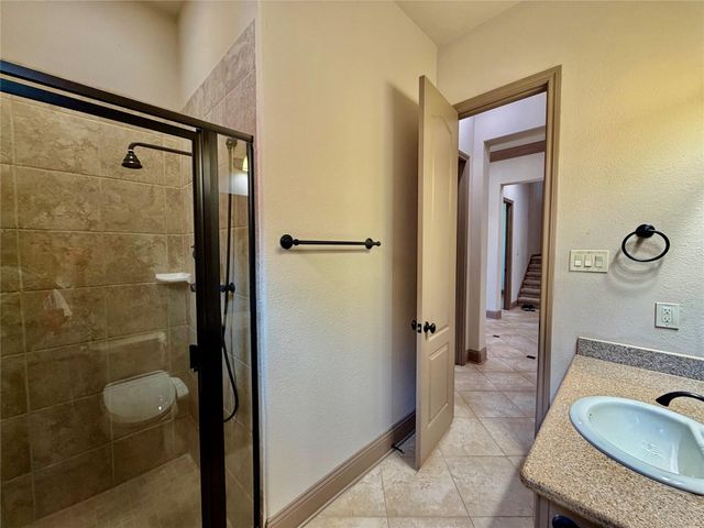 6223 Duke Trail Lane, Sugar Land, TX 77479