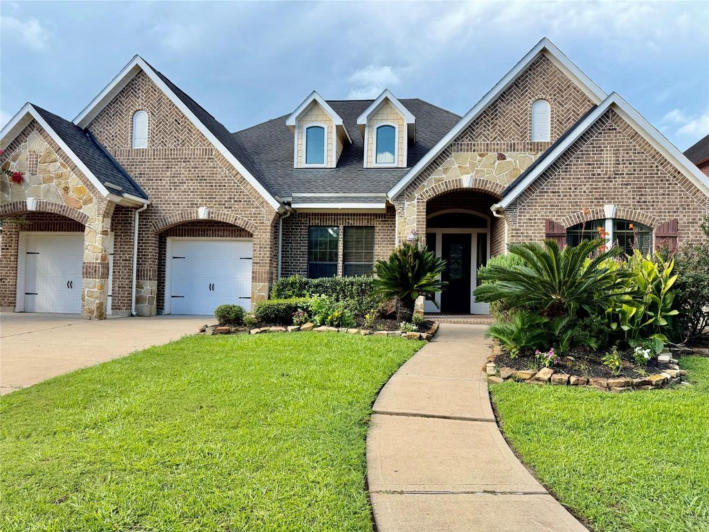 6223 Duke Trail Lane, Sugar Land, TX 77479