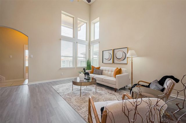 19330 N Cottonwood Green Lane, Cypress, TX 77433