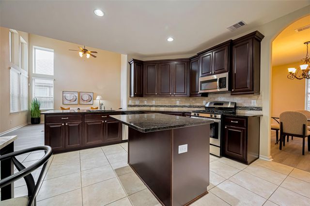 19330 N Cottonwood Green Lane, Cypress, TX 77433