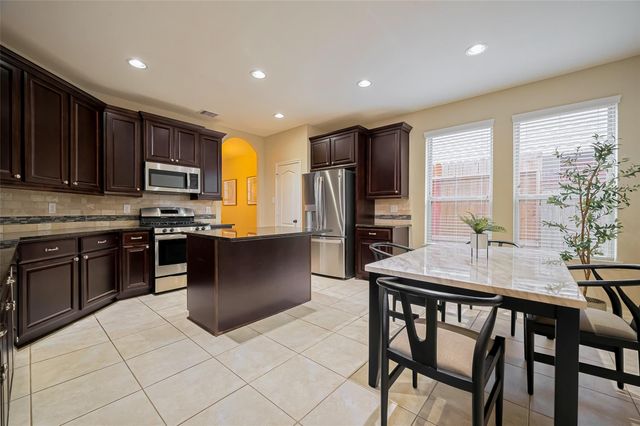 19330 N Cottonwood Green Lane, Cypress, TX 77433