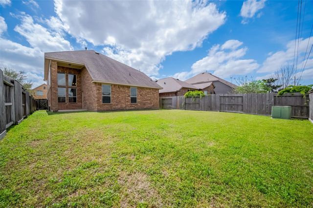 19330 N Cottonwood Green Lane, Cypress, TX 77433