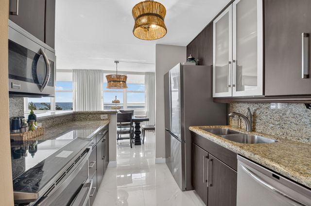 2121 N Ocean Boulevard 1008E, Boca Raton, FL 33431