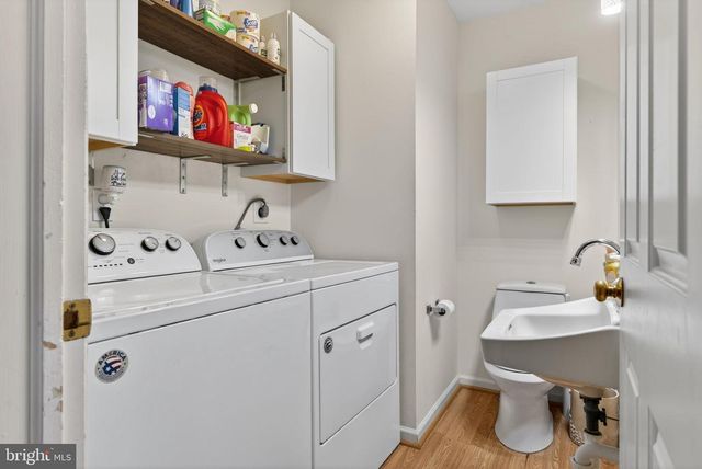 64 BEECH LN, Elizabethtown, PA 17022