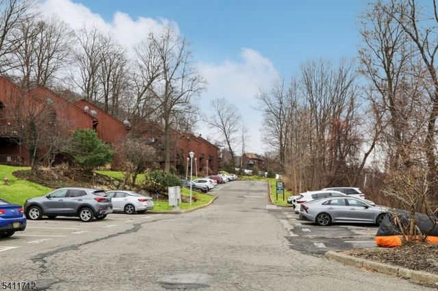 1 Deer Valley Ln 3, Vernon Twp., NJ 07462