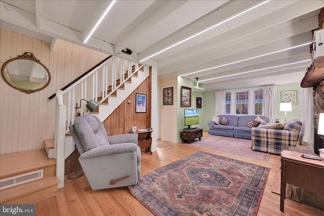 609 6TH ST, Mount Gretna, PA 17064