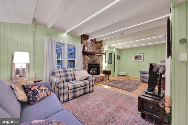 609 6TH ST, Mount Gretna, PA 17064