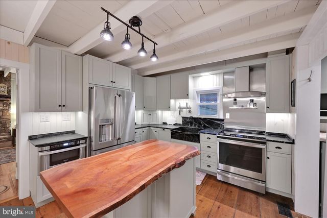 609 6TH ST, Mount Gretna, PA 17064