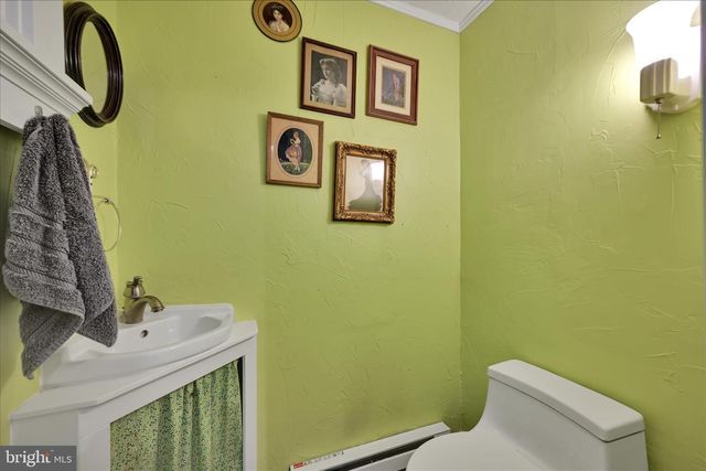 609 6TH ST, Mount Gretna, PA 17064