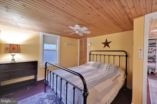 609 6TH ST, Mount Gretna, PA 17064