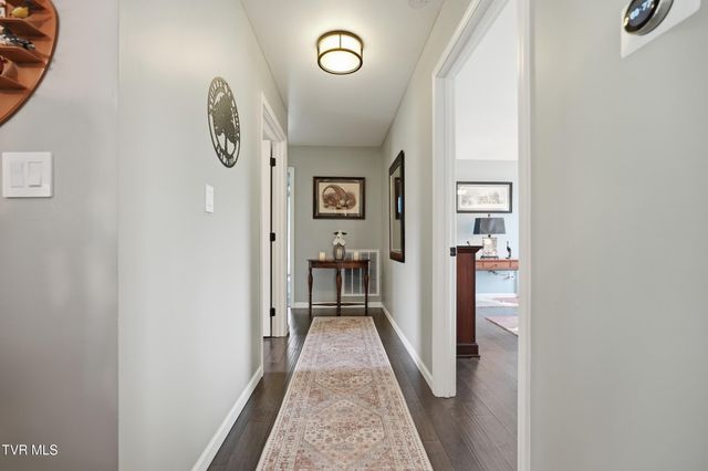 910 Kitchen Branch Road, Greeneville, TN 37743