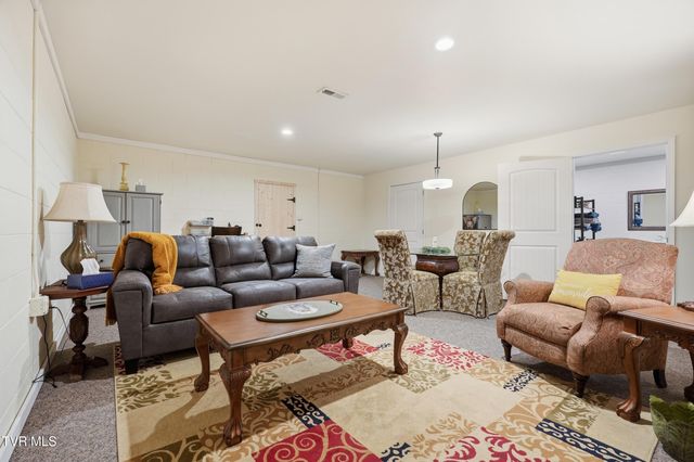 910 Kitchen Branch Road, Greeneville, TN 37743