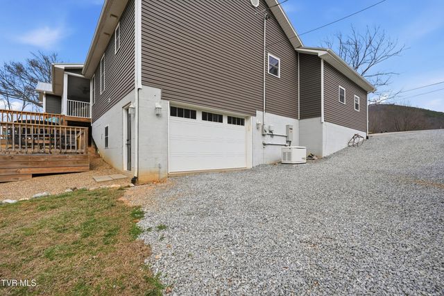 910 Kitchen Branch Road, Greeneville, TN 37743