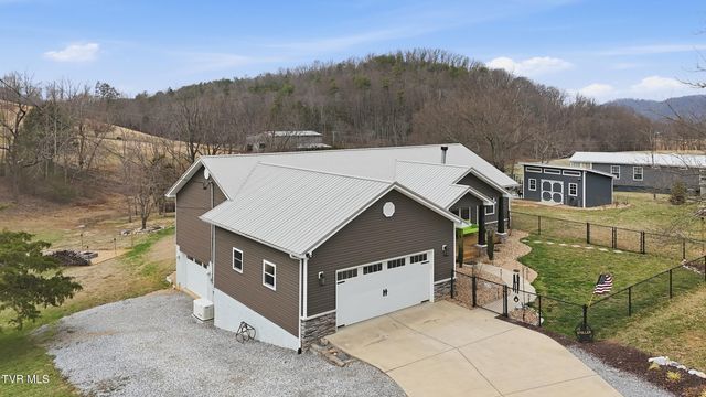 910 Kitchen Branch Road, Greeneville, TN 37743