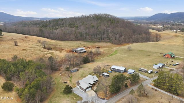 910 Kitchen Branch Road, Greeneville, TN 37743