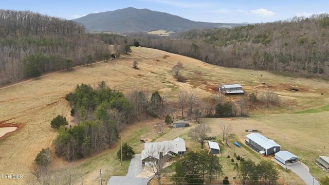 910 Kitchen Branch Road, Greeneville, TN 37743