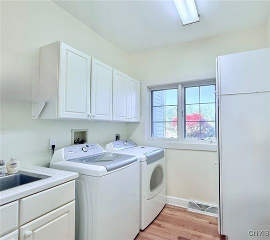 1180 Davinci Drive, Cortlandville, NY 13045