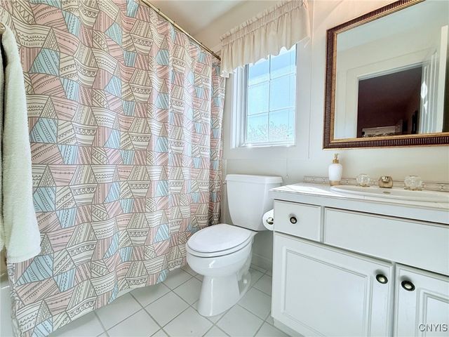 1180 Davinci Drive, Cortlandville, NY 13045