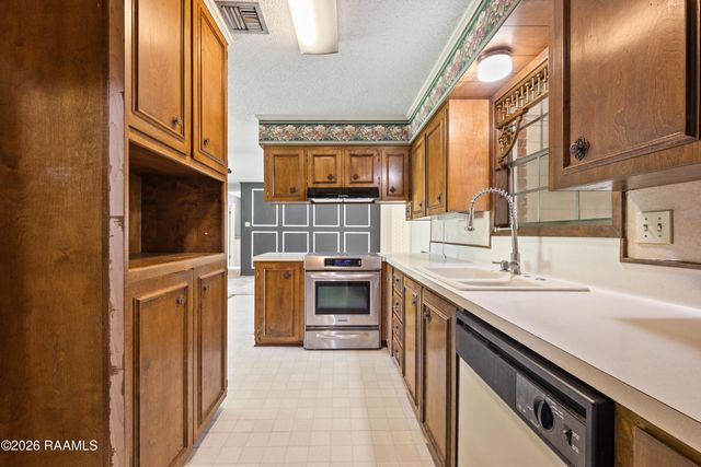 200 Crawford Street, Lafayette, LA 70506