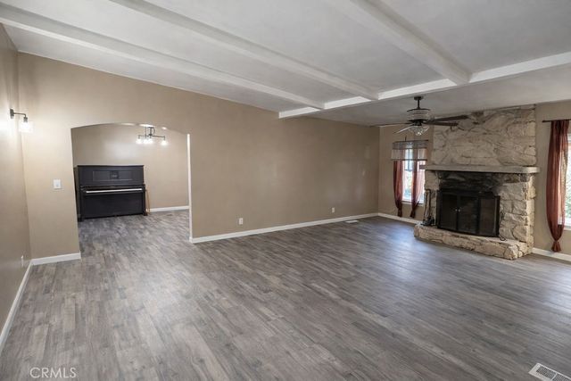 8851 Hierba, Agua Dulce, CA 91390