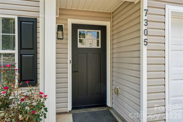 7305 Larwill Lane, Charlotte, NC 28216