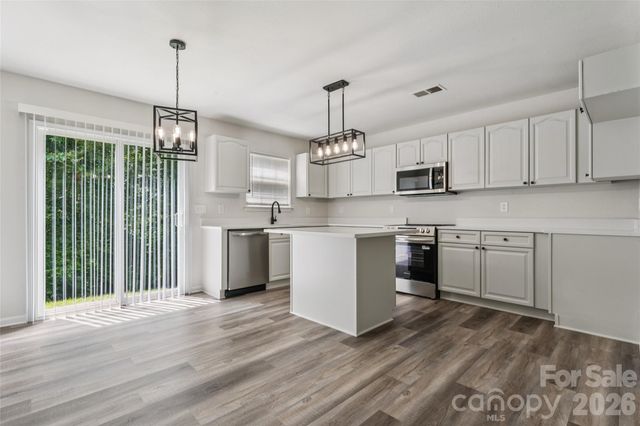 7305 Larwill Lane, Charlotte, NC 28216
