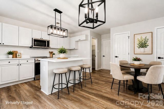 7305 Larwill Lane, Charlotte, NC 28216