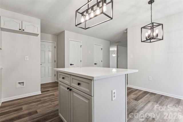 7305 Larwill Lane, Charlotte, NC 28216