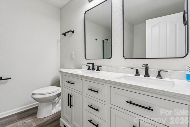 7305 Larwill Lane, Charlotte, NC 28216