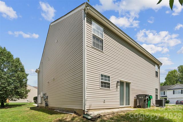 7305 Larwill Lane, Charlotte, NC 28216