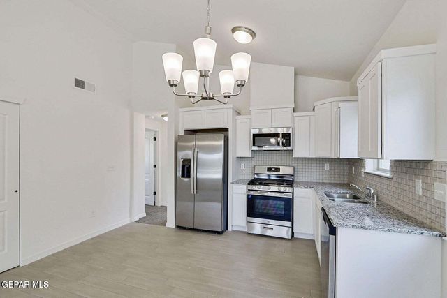 14300 Steve Joyce Parkway, El Paso, TX 79928