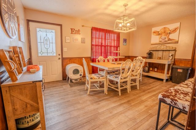 52 Lindsey Rd, Loretto, TN 38469