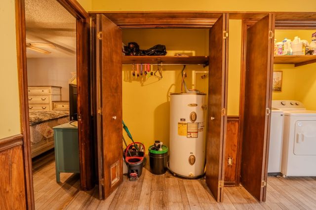 52 Lindsey Rd, Loretto, TN 38469