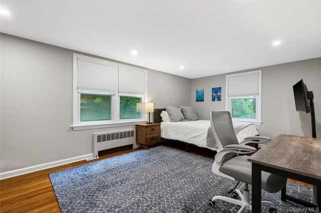 86 Seven Bridges Road, Chappaqua, NY 10514