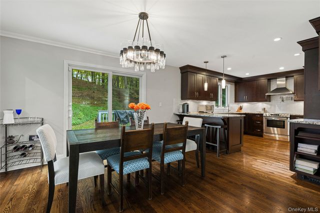 86 Seven Bridges Road, Chappaqua, NY 10514