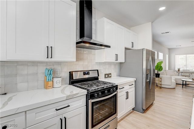 3236 Rushing Waters Place, Las Vegas, NV 89135