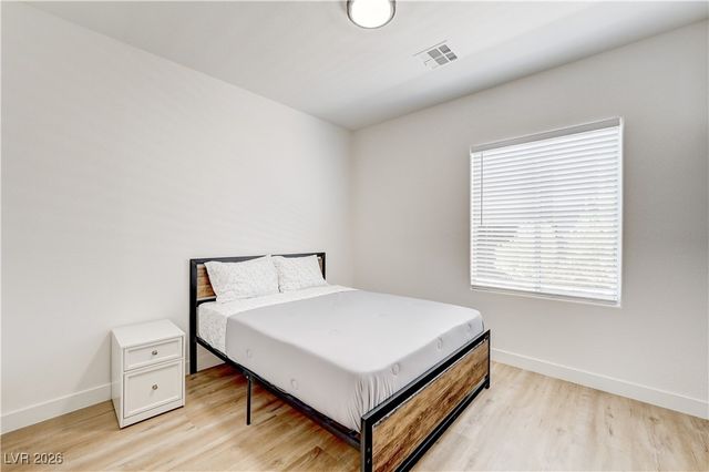 3236 Rushing Waters Place, Las Vegas, NV 89135