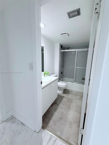 1925 Brickell Avenue D610, Miami, FL 33129
