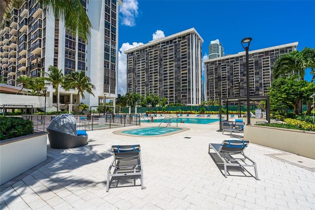 1925 Brickell Avenue D610, Miami, FL 33129