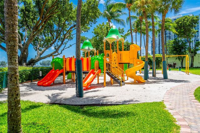 1925 Brickell Avenue D610, Miami, FL 33129