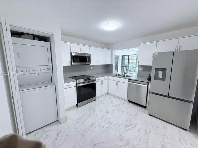 1925 Brickell Avenue D610, Miami, FL 33129