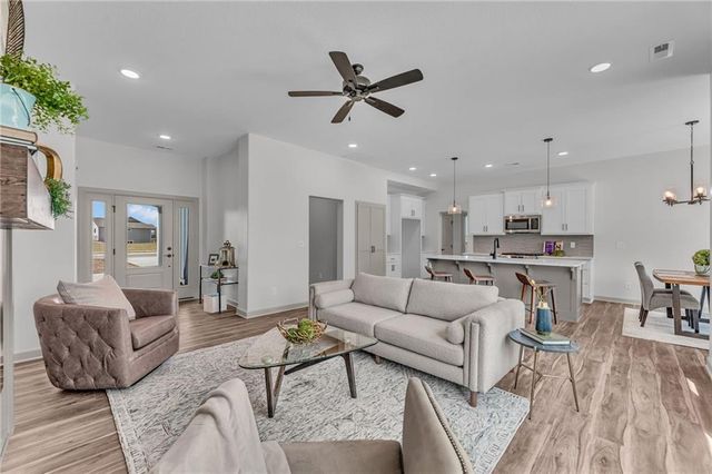 314 Rockers Drive, Baldwin City, KS 66006