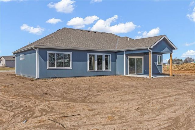 314 Rockers Drive, Baldwin City, KS 66006