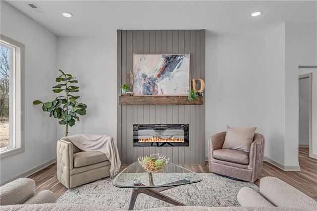 314 Rockers Drive, Baldwin City, KS 66006