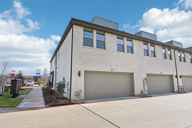 12895 Red Hawk Drive 4, Farmers Branch, TX 75234
