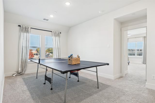 12895 Red Hawk Drive 4, Farmers Branch, TX 75234